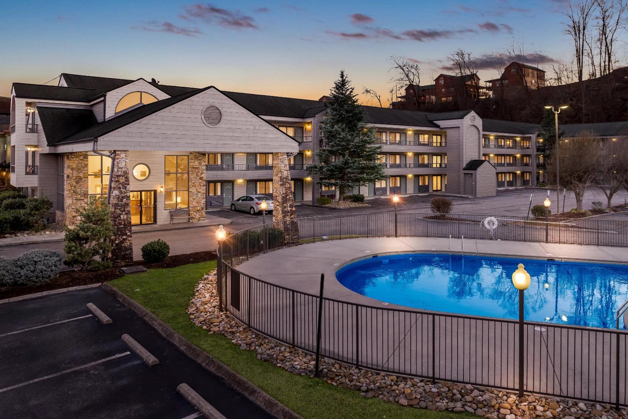 Quality Inn & Suites At Dollywood Lane Pigeon Forge Exteriér fotografie